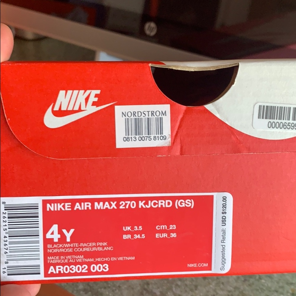 Like New Airmax270